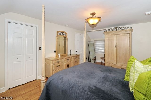 19 Munsee Dr, Cranford Twp., NJ 07016