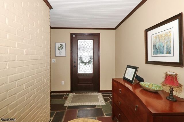 19 Munsee Dr, Cranford Twp., NJ 07016