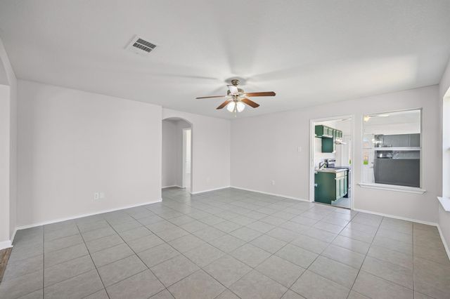 129 Lynn Crest BND, Buda, TX 78610