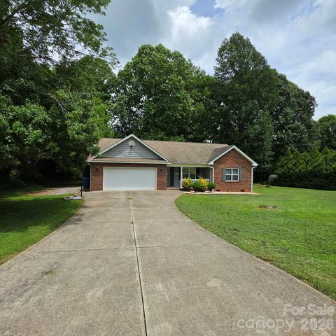 3402 Danial Street, Conover, NC 28613