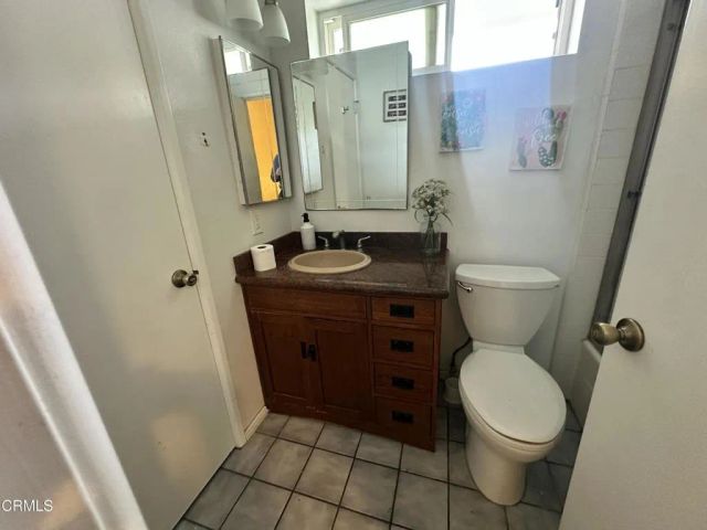 1901 Fisher Drive D, Oxnard, CA 93035