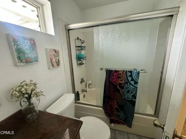 1901 Fisher Drive D, Oxnard, CA 93035