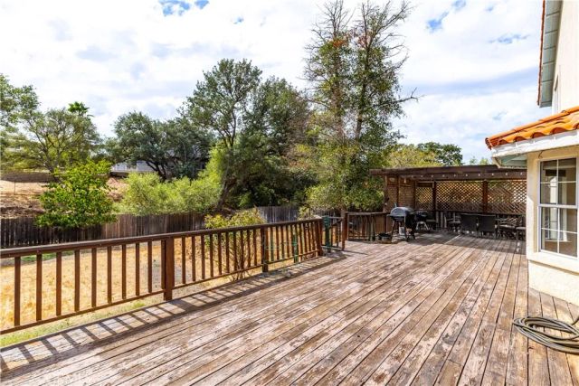 204 Nighthawk, Paso Robles, CA 93446