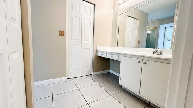 21766 Cypress Drive 20a, Boca Raton, FL 33433