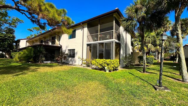 21766 Cypress Drive 20a, Boca Raton, FL 33433