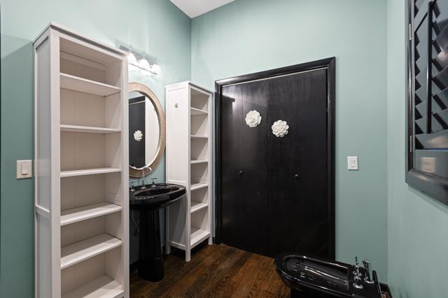 702 S Crest Road, Chattanooga, TN 37404