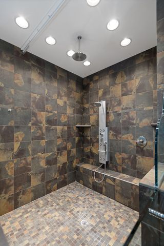 702 S Crest Road, Chattanooga, TN 37404