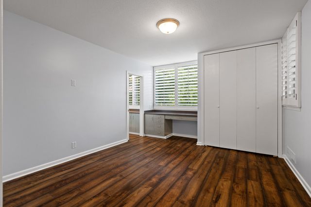 702 S Crest Road, Chattanooga, TN 37404