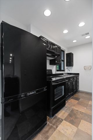 702 S Crest Road, Chattanooga, TN 37404