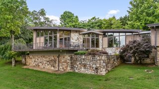 702 S Crest Road, Chattanooga, TN 37404