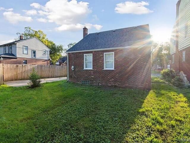 15749 Ardmore Street, Detroit, MI 48227
