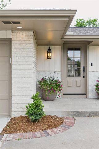 1114 W Wilshire Boulevard, Nichols Hills, OK 73116