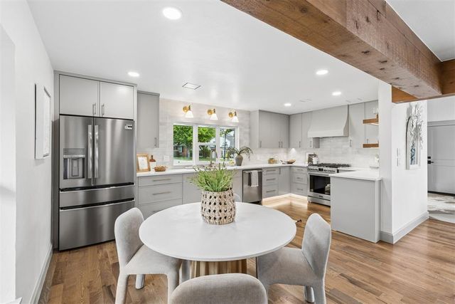 1114 W Wilshire Boulevard, Nichols Hills, OK 73116