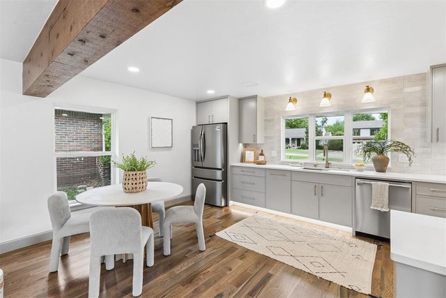 1114 W Wilshire Boulevard, Nichols Hills, OK 73116