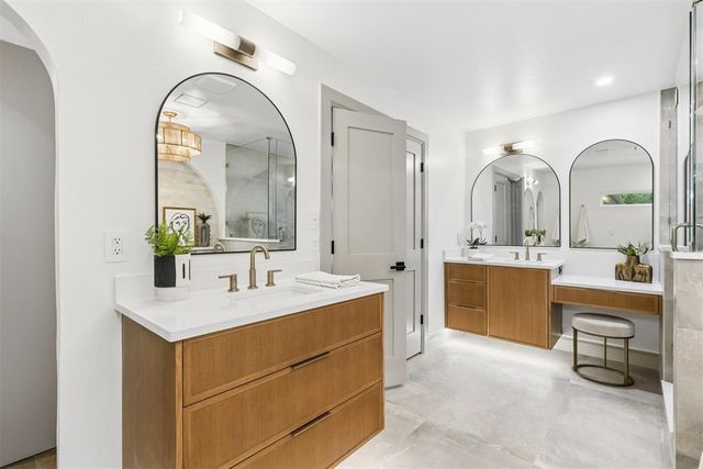 1114 W Wilshire Boulevard, Nichols Hills, OK 73116