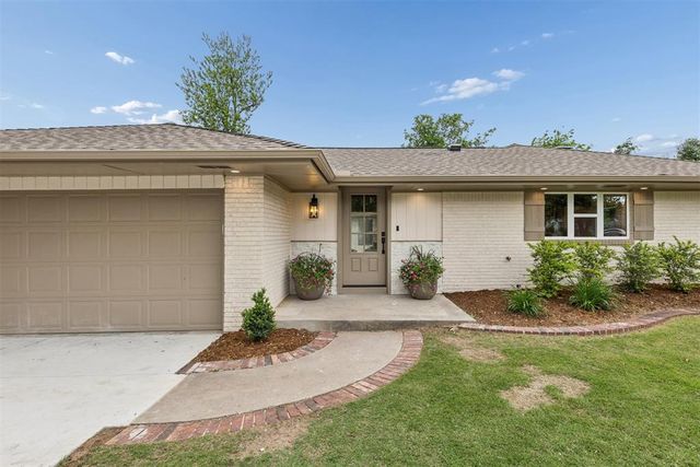 1114 W Wilshire Boulevard, Nichols Hills, OK 73116