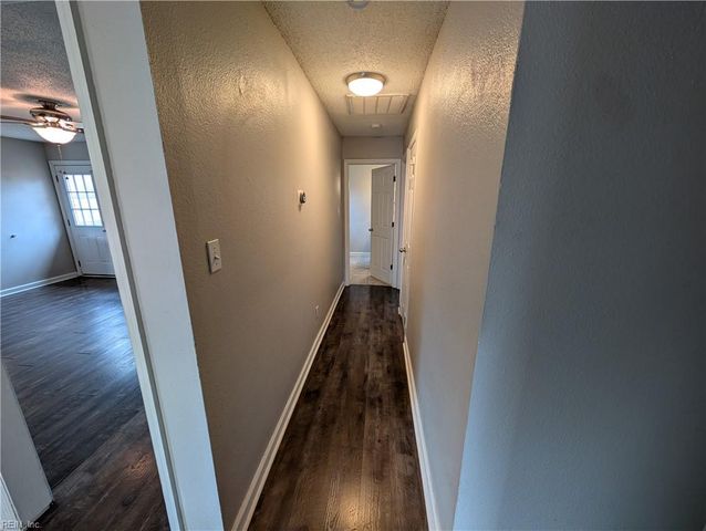 3120 Tournament DR, Chesapeake, VA 23323