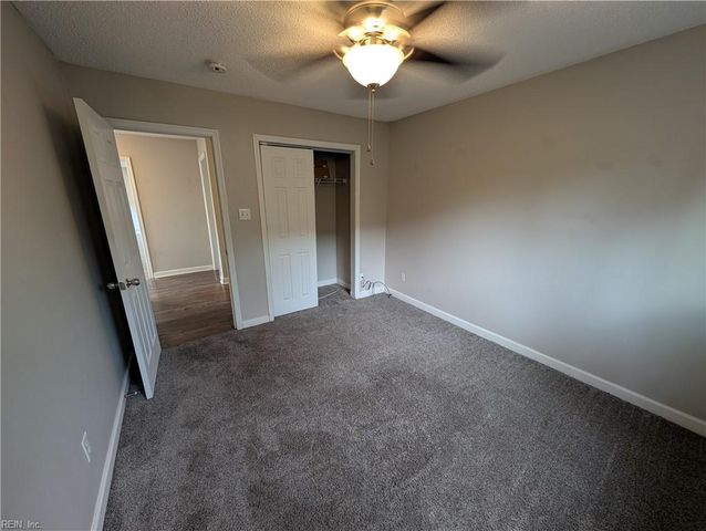 3120 Tournament DR, Chesapeake, VA 23323