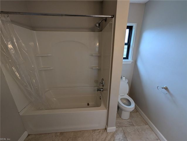 3120 Tournament DR, Chesapeake, VA 23323