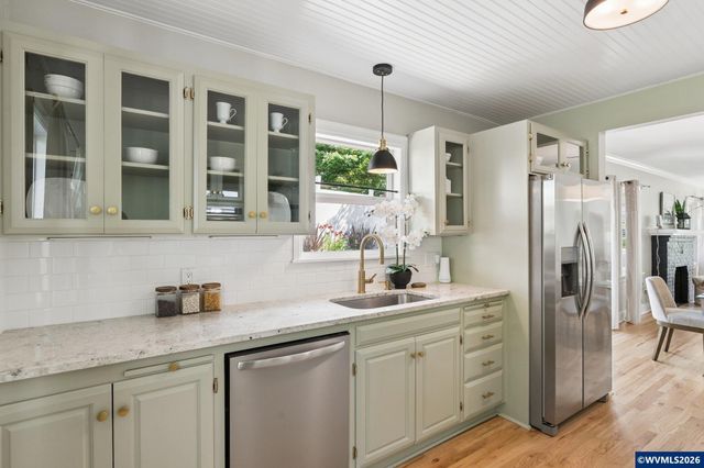 1605 Summer St SE, Salem, OR 97302