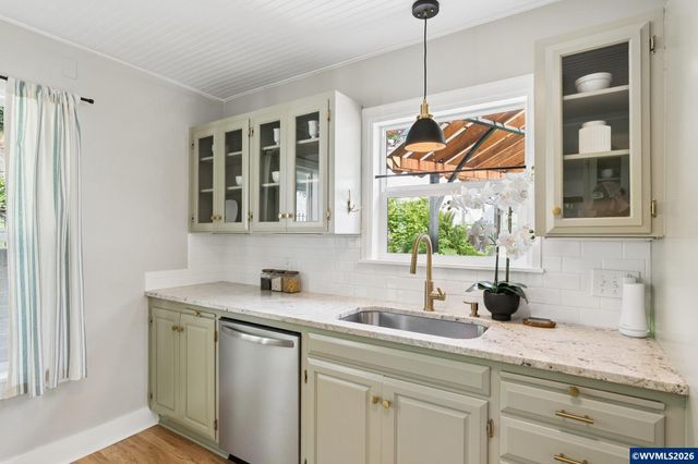 1605 Summer St SE, Salem, OR 97302