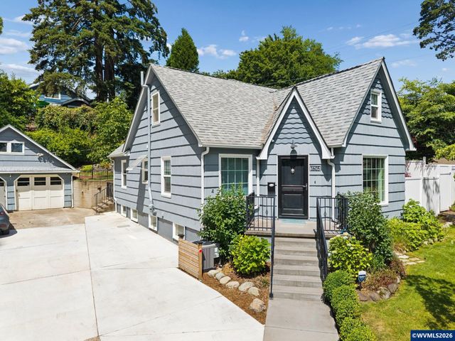 1605 Summer St SE, Salem, OR 97302