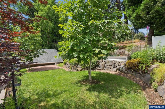 1605 Summer St SE, Salem, OR 97302