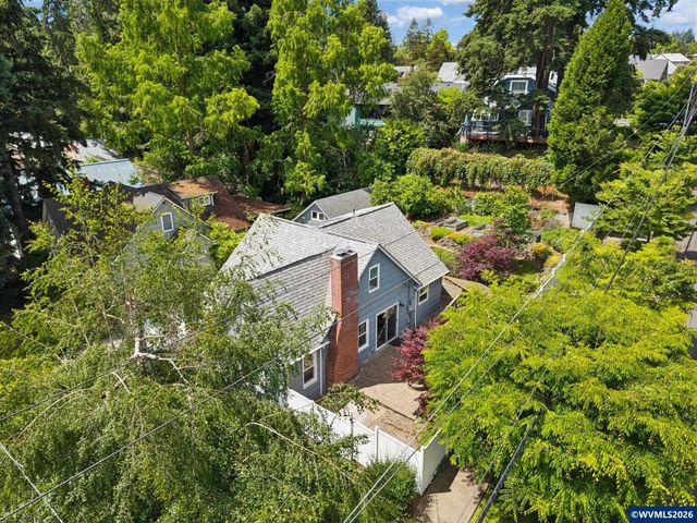 1605 Summer St SE, Salem, OR 97302