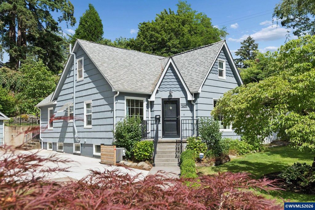 1605 Summer St SE, Salem, OR 97302
