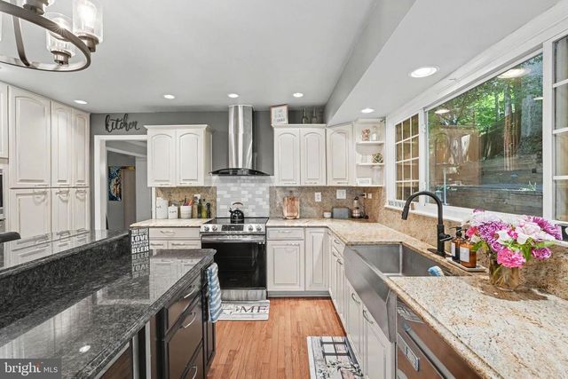 2014 SCHOONER DR, Stafford, VA 22554