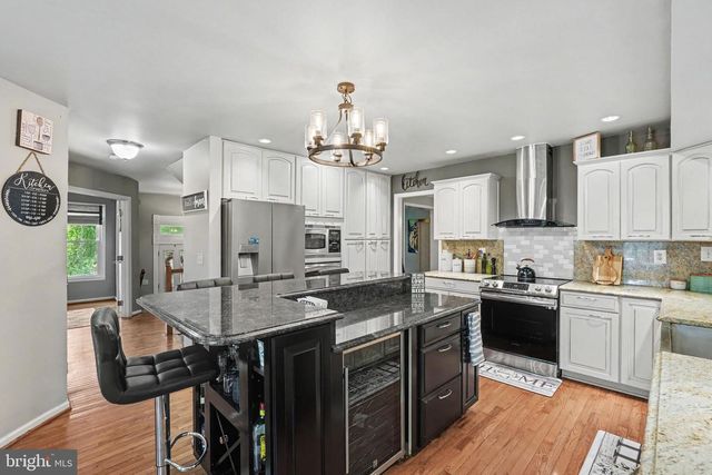 2014 SCHOONER DR, Stafford, VA 22554