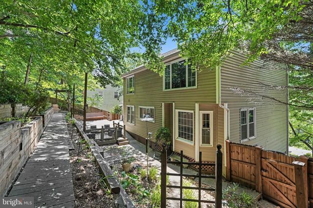 2014 SCHOONER DR, Stafford, VA 22554