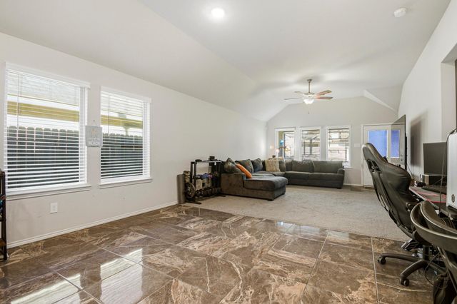 2930 Yaupon Grove Lane, Conroe, TX 77385