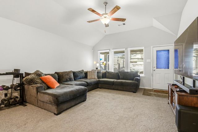 2930 Yaupon Grove Lane, Conroe, TX 77385