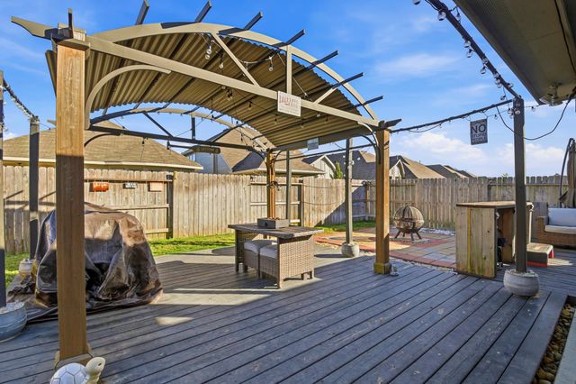 2930 Yaupon Grove Lane, Conroe, TX 77385