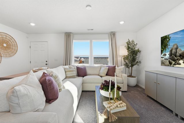 934 Steptoe View Ln, Cheney, WA 99004