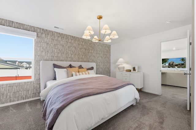 934 Steptoe View Ln, Cheney, WA 99004