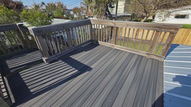 1036 NE Wright Avenue, Jensen Beach, FL 34957