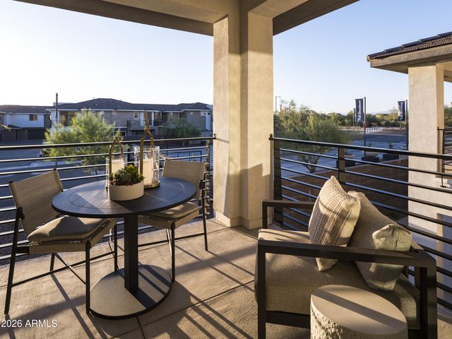 2121 W SONORAN DESERT Drive 163, Phoenix, AZ 85085