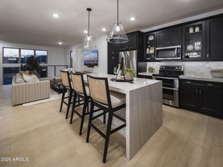 2121 W SONORAN DESERT Drive 163, Phoenix, AZ 85085
