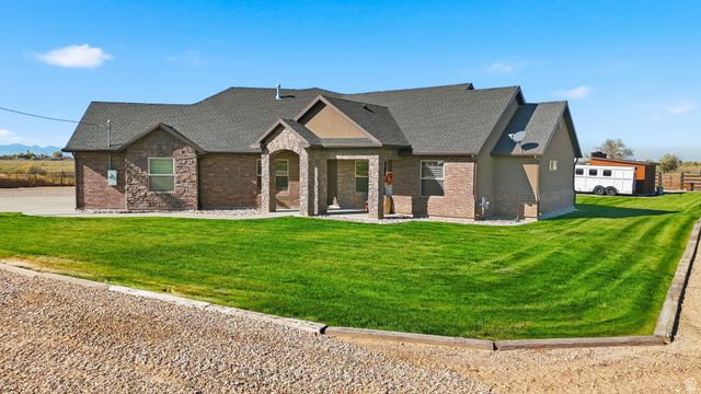 3862 W 400 S, West Weber, UT 84401