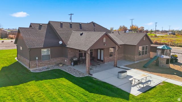 3862 W 400 S, West Weber, UT 84401