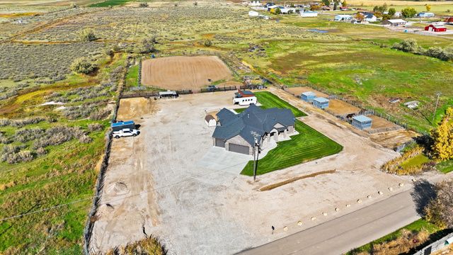 3862 W 400 S, West Weber, UT 84401