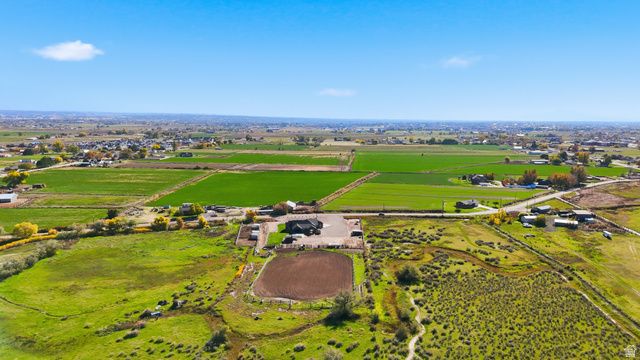 3862 W 400 S, West Weber, UT 84401