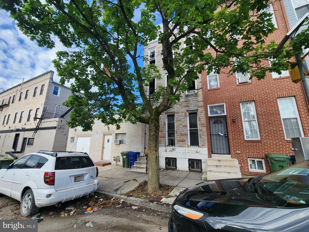 Image 4 of property listing at 8 GILMOR ST, Baltimore, MD 21223