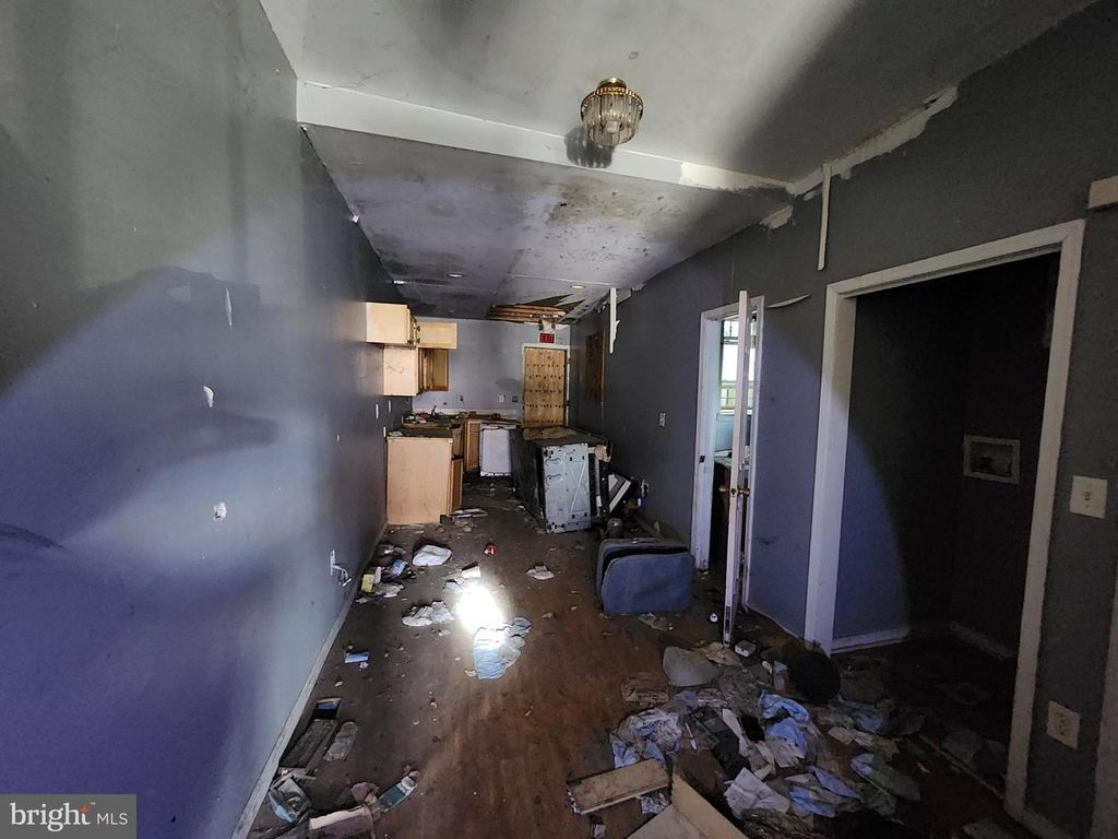 Image 8 of property listing at 8 GILMOR ST, Baltimore, MD 21223