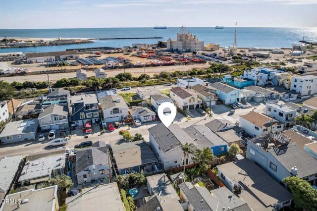 137 Santa Monica Avenue, Oxnard, CA 93035