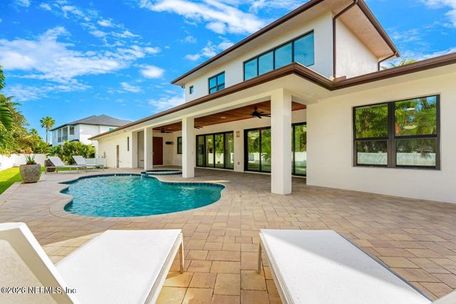 2355 N RIVERSIDE Drive, Melbourne, FL 32903