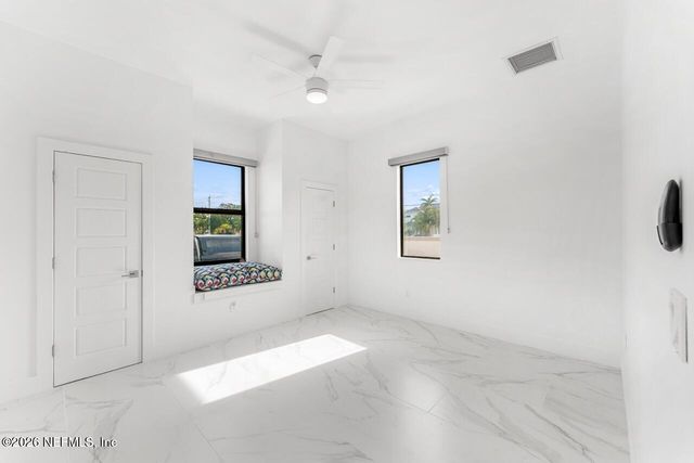 2355 N RIVERSIDE Drive, Melbourne, FL 32903