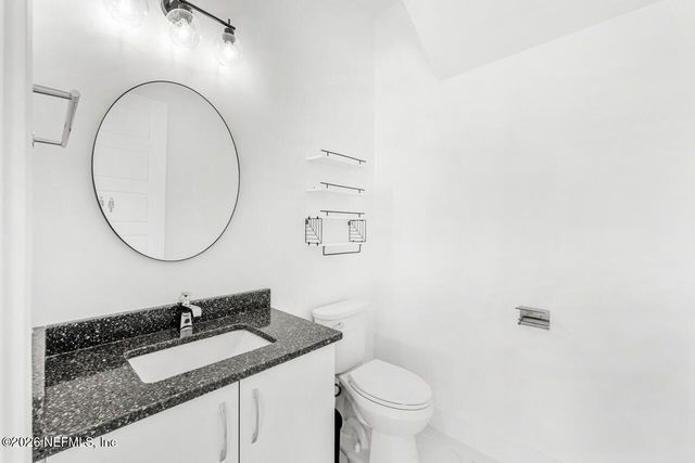 2355 N RIVERSIDE Drive, Melbourne, FL 32903